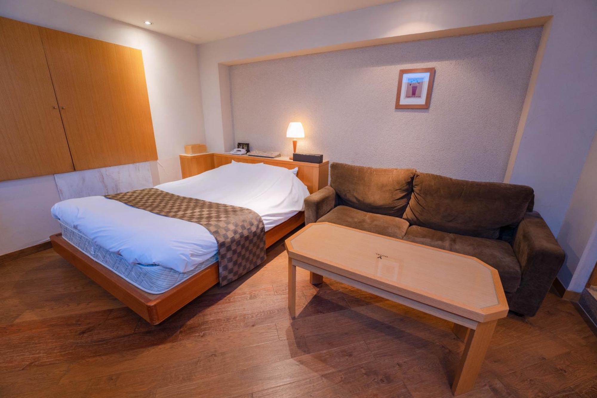 Eight Prince Hotel -Adult Only- Tokorozawa Exterior foto