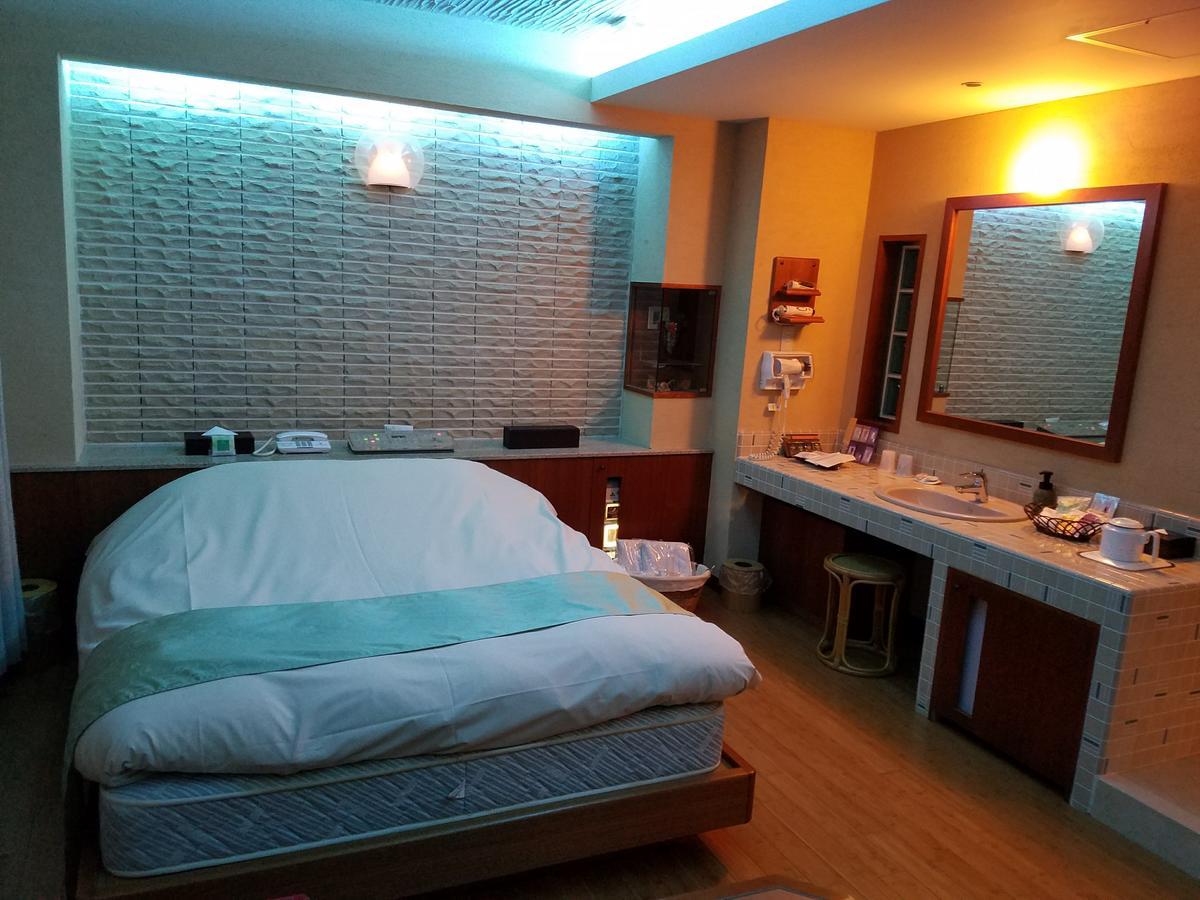 Eight Prince Hotel -Adult Only- Tokorozawa Exterior foto